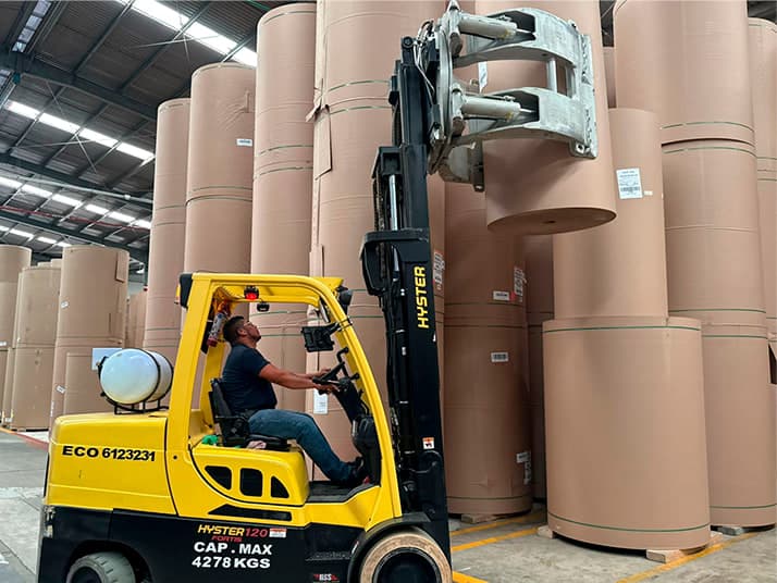 Operación logística en planta · Grupo Krafir